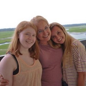 Meet your Posher, Claire